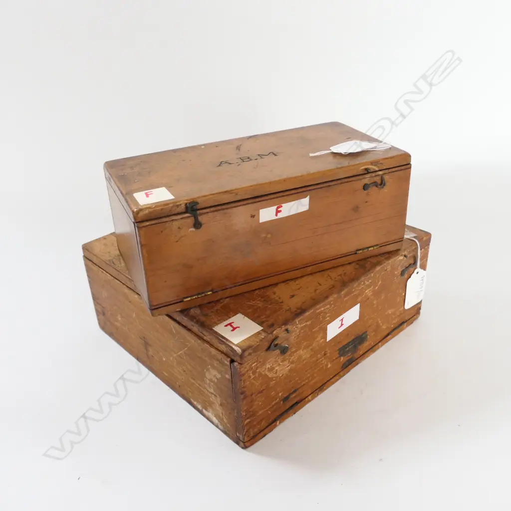 2 WOODEN BOXES OF MICROSCOPIC SLIDES Image 1++
